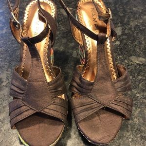 Chocolate brown strappy wedges